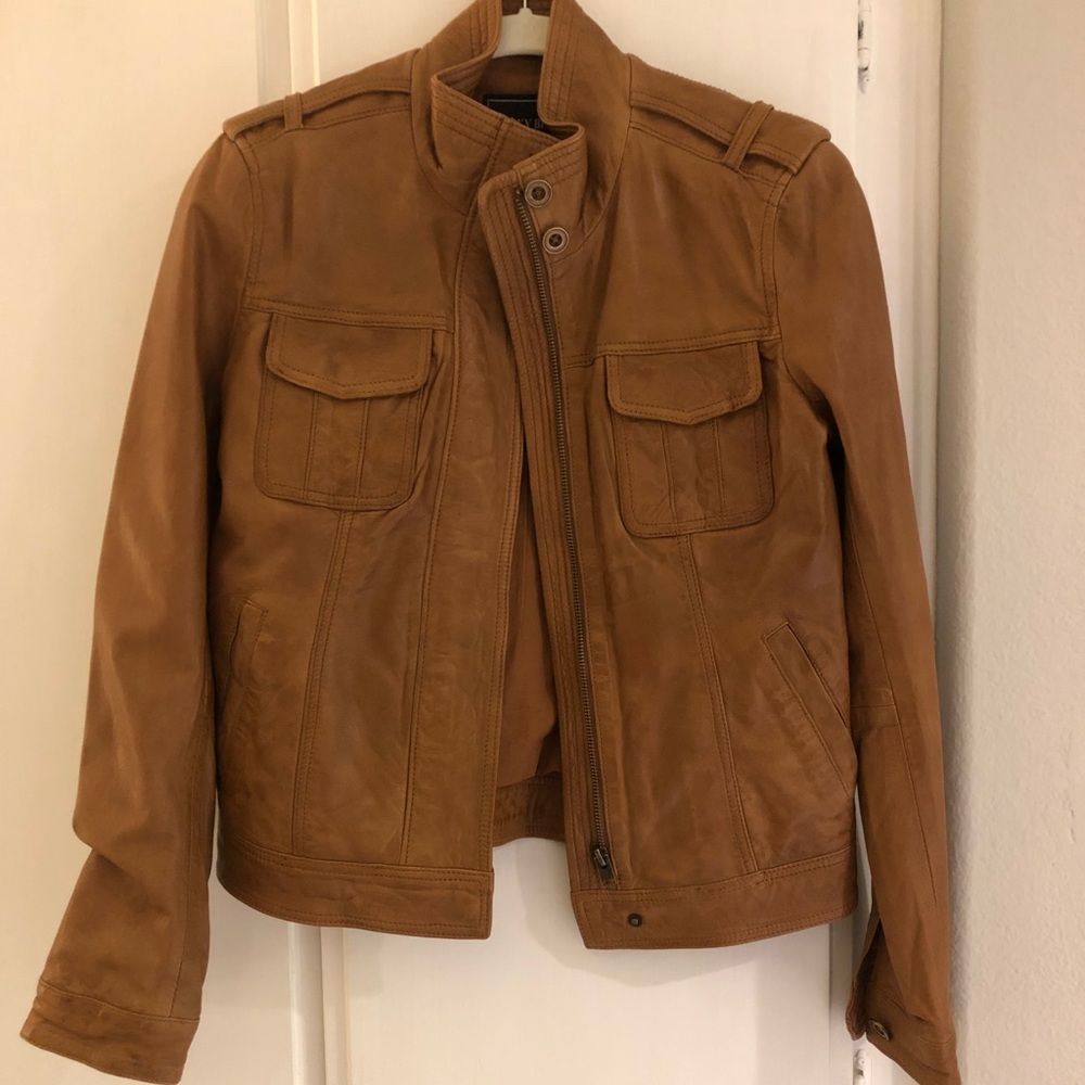 Brown leather lucky jacket xs never been worn!